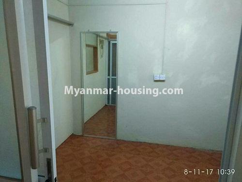 Myanmar real estate - for sale property - No.3152 - Apartment for sale in Downtown! - hallway to kitchen