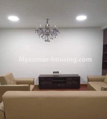 缅甸房地产 - 出售物件 - No.3163 - Nawarat Condo room for sale in Kamaryut! - living room