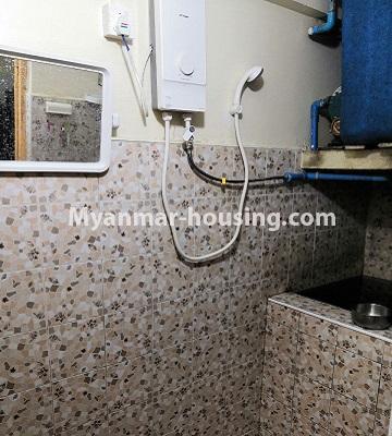 ミャンマー不動産 - 売り物件 - No.3179 - Apartment for sale in Sanchaung! - bathroom
