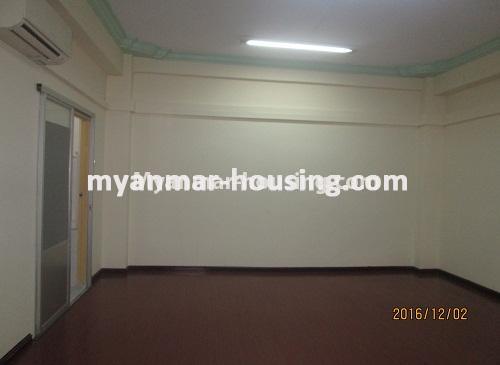 Myanmar real estate - for sale property - No.3181 - Condo room for sale in Kamaryut! - master bedroom