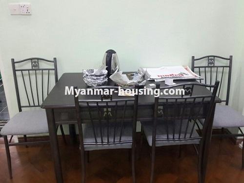 မြန်မာအိမ်ခြံမြေ - ရောင်းမည် property - No.3185 - ကမာရွတ် စန္ဒာမြိုင်ကွန်ဒိုတွင် အခန်းရောင်းရန်ရှိသည်။ - dining area