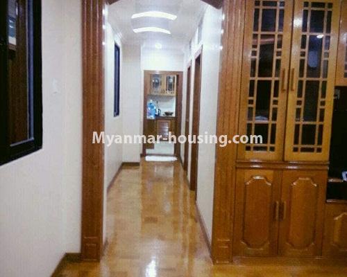 缅甸房地产 - 出售物件 - No.3190 - Condo room for sale in Botahtaung Township. - corridor 
