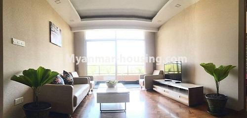 မြန်မာအိမ်ခြံမြေ - ရောင်းမည် property - No.3194 - သန်လျင် ကြယ်မြို့တော် ကွန်ဒိုတွင် အခန်းရောင်းရန်ရှိသည်။ - living room