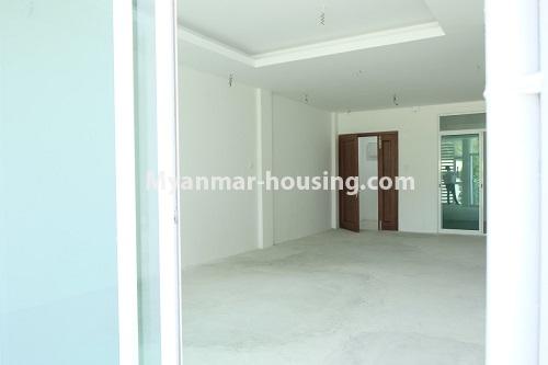 Myanmar real estate - for sale property - No.3196 - New condo room for sale in Hlaing! - living room