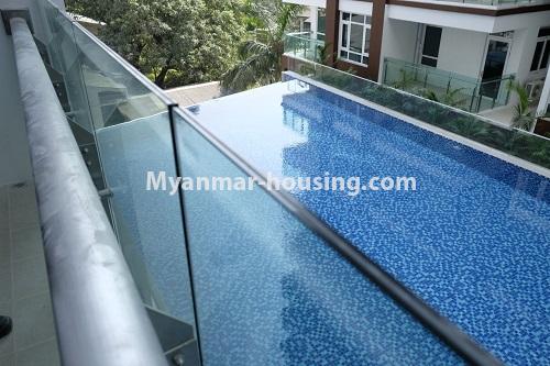 မြန်မာအိမ်ခြံမြေ - ရောင်းမည် property - No.3196 - လှိုင်တွင် ကွန်ဒိုခန်း အသစ်ငှားရန် ရှိသည်။ - swimming pool