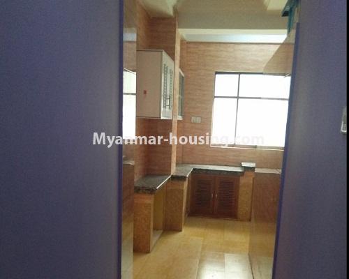 မြန်မာအိမ်ခြံမြေ - ရောင်းမည် property - No.3202 - ဗိုလ်တစ်ထောင်တွင် ကွန်ဒိုခန်း ရောင်းရန်ရှိသည်။  - kitchen