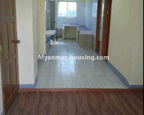 မြန်မာအိမ်ခြံမြေ - ရောင်းမည် property - No.3207 - မင်္ဂလာတောင် ညွန့်တွင် ကွန်ဒိုခန်း ရောင်းရန်ရှိသည်။  - corridor