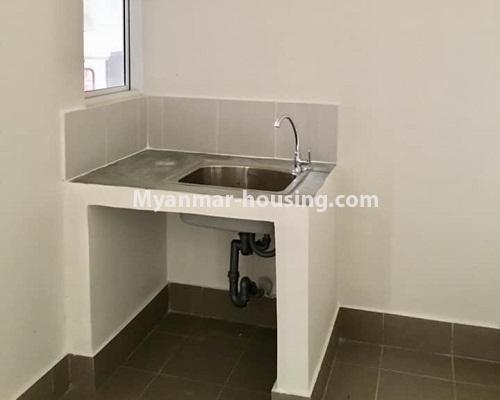 ミャンマー不動産 - 売り物件 - No.3209 - Star City condo room for sale in Thanlyin! - dinaing area with basin