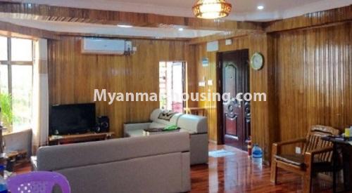 မြန်မာအိမ်ခြံမြေ - ရောင်းမည် property - No.3212 - ကမာရွတ်တွင် ကွန်းဒိုခန်း ရောင်းရန်ရှိသည်။ - living room