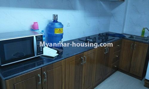 မြန်မာအိမ်ခြံမြေ - ရောင်းမည် property - No.3213 - သန်လျင် ကြယ်မြို့တော်ကွန်ဒိုတွင် အခန်းရောင်းရန် ရှိသည်။ - kitchen