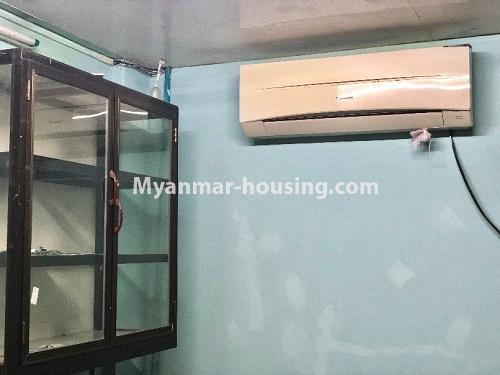 မြန်မာအိမ်ခြံမြေ - ရောင်းမည် property - No.3218 - ဗိုလ်တစ်ထောင်တွင် တိုက်ခန်းရောင်းရန် ရှိသည်။ - bedroom