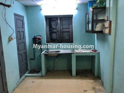 မြန်မာအိမ်ခြံမြေ - ရောင်းမည် property - No.3218 - ဗိုလ်တစ်ထောင်တွင် တိုက်ခန်းရောင်းရန် ရှိသည်။ - kitchen