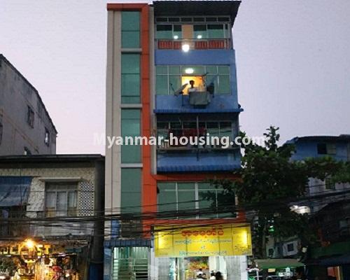 မြန်မာအိမ်ခြံမြေ - ရောင်းမည် property - No.3219 - လှိုင်တွင် ပထမထပ် တိုက်ခန်းရောင်းရန် ရှိသည်။  - building view