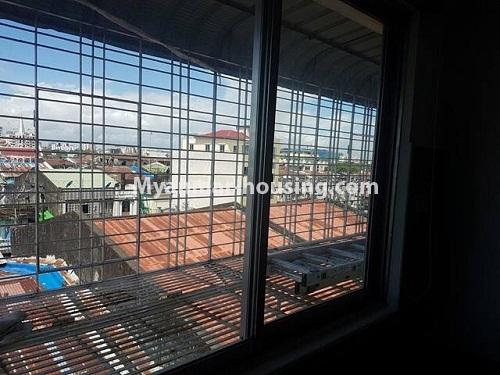 မြန်မာအိမ်ခြံမြေ - ရောင်းမည် property - No.3223 - ဗိုလ်တစ်ထောင်တွင် ကွန်ဒိုခန်းသစ် ရောင်းရန်ရှိသည်။  - balcony 