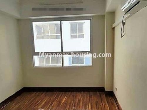 ミャンマー不動産 - 売り物件 - No.3233 - Shwe Moe Kaung condominium room for sale in Yankin! - single bedroom 2