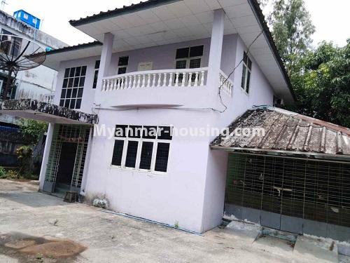 မြန်မာအိမ်ခြံမြေ - ရောင်းမည် property - No.3245 - သာကေတ မြခွာညိုအိမ်ရာတွင် လုံးချင်းရောင်းရန် ရှိသည်။  - house