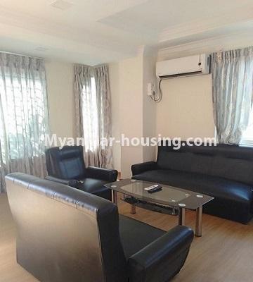 မြန်မာအိမ်ခြံမြေ - ရောင်းမည် property - No.3252 - သင်္ဃန်းကျွန်းတွင် ကွန်ဒိုခန်း ရောင်းရန်ရှိသည်။ - Living room view