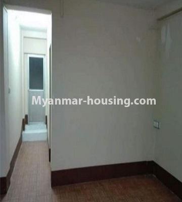 ミャンマー不動産 - 売り物件 - No.3263 - Ground floor for sale in Sanchaung! - bedroom and corridor