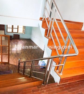 缅甸房地产 - 出售物件 - No.3269 - Newly decorated landed house for sale in North Dagon! - stairs view