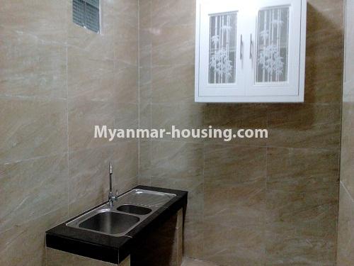 Myanmar real estate - for sale property - No.3273 - Downtown penthouse condominium room for slae! - basin in kitchen