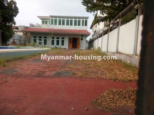 Myanmar real estate - for sale property - No.3278 - Landed house for sale in 9 Mile, Mayangone! - house and extra land space 