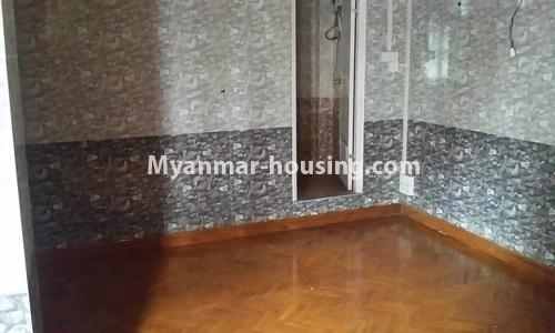 ミャンマー不動産 - 売り物件 - No.3283 - Decorated condominium room for sale in Pazundaung! - master bedroom