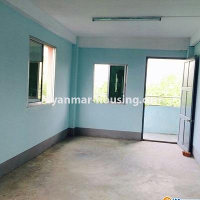 မြန်မာအိမ်ခြံမြေ - ရောင်းမည် property - No.3287 - သင်္ဃန်းကျွန်းတွင် တိုက်ခန်းသစ် ရောင်းရန်ရှိသည်။ - living room area