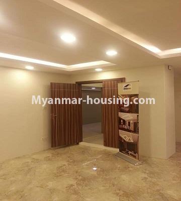 缅甸房地产 - 出售物件 - No.3293 - New Condominium room with full decoration for sale in Tarmway! - master bedroom