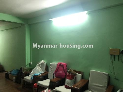 缅甸房地产 - 出售物件 - No.3299 - Three bedroom apartment room for sale in Gwa Zay, Sanchaing! - living room