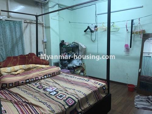 缅甸房地产 - 出售物件 - No.3299 - Three bedroom apartment room for sale in Gwa Zay, Sanchaing! - bedroom 1