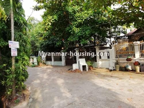 缅甸房地产 - 出售物件 - No.3319 - Decorated two storey landed house for sale in North Okkalapa! - road view
