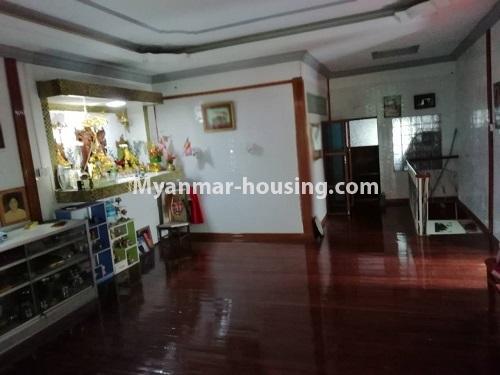 မြန်မာအိမ်ခြံမြေ - ရောင်းမည် property - No.3319 - မြောက်ဥက္ကလာတွင် ပြင်ဆင်ပြီး နှစ်ထပ်လုံးချင်းအိမ် ရောင်းရန်ရှိသည်။ - upstairs living room 
