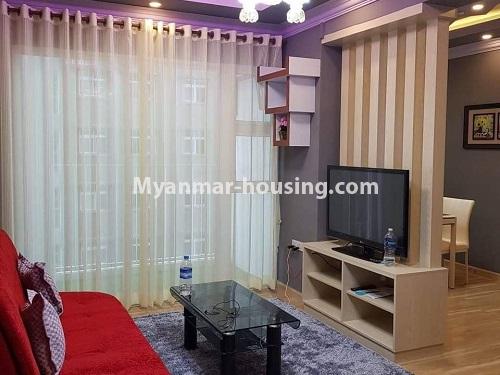 မြန်မာအိမ်ခြံမြေ - ရောင်းမည် property - No.3324 - ဒဂုံဆိပ်ကမ်း ဧရာချမ်းသာ ကွန်ဒိုတွင် အခန်းရောင်းရန် ရှိသည်။ - living room