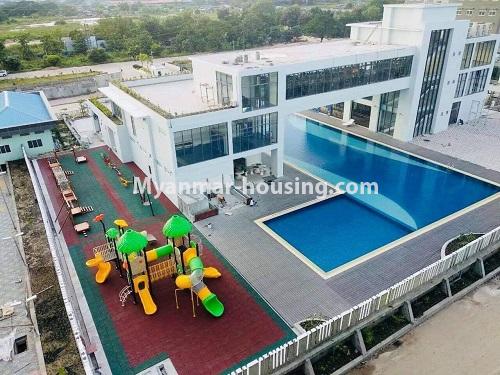 缅甸房地产 - 出售物件 - No.3324 - Ayar Chan Thar condominium room for sale in Dagon Seikkan! - swimming pool and playground view