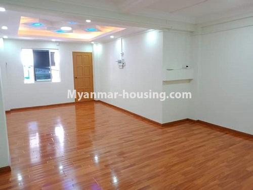 缅甸房地产 - 出售物件 - No.3326 - Second floor apartment for sale in Sanchaung! - front side living room view 