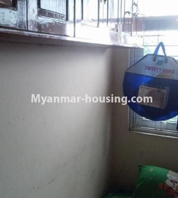 Myanmar real estate - for sale property - No.3333 - Large apartment for office option for sale in Botahatung! - single room view