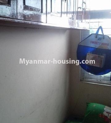 缅甸房地产 - 出售物件 - No.3333 - Large apartment for office option for sale in Botahatung! - single room view