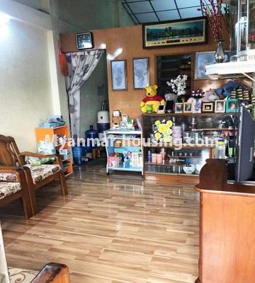 ミャンマー不動産 - 売り物件 - No.3334 - Apartment for sale in Pathein Street, Sanchaung! - living room