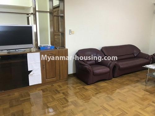 缅甸房地产 - 出售物件 - No.3345 - Myanmar Gone Yi condo room for sale in Downtown area. - Living room view