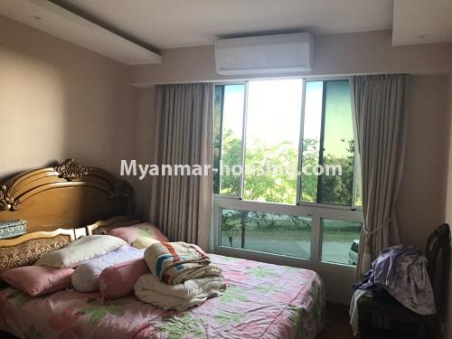 မြန်မာအိမ်ခြံမြေ - ရောင်းမည် property - No.3359 - သန်လျင် ကြယ်စင်မြို့တော် ဘီဇုံတွင် အိပ်ခန်း ၂ခန်းပါသည့် အခန်းတစ်ခန်း ရောင်းရန်ရှိသည်။  - bedroom 1