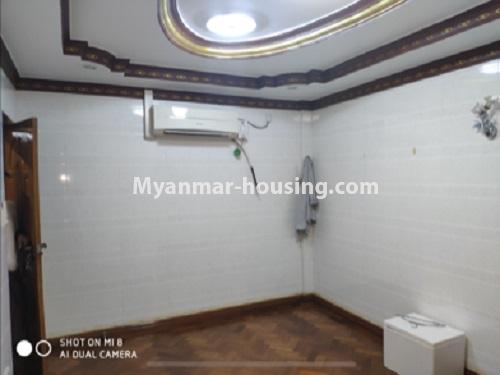 缅甸房地产 - 出售物件 - No.3368 - Decorated condominium room for sale in Tarmway Set Yone Street! - bedroom view