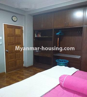 缅甸房地产 - 出售物件 - No.3382 - Apartment for sale in Kha Paung Housing, Hlaing! - master bedroom view