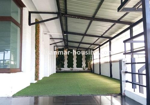 缅甸房地产 - 出售物件 - No.3385 - Four storey landed house with 25 bedrooms for sale in Bahan! - another top floor fake lawn view