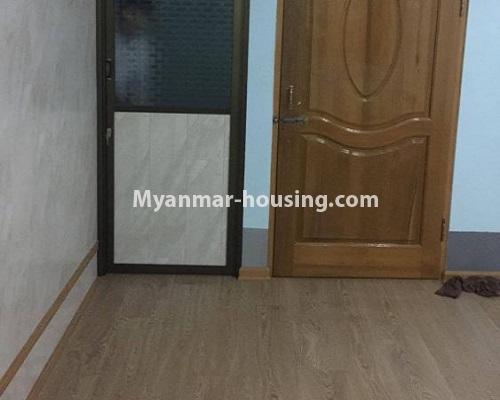 缅甸房地产 - 出售物件 - No.3388 - Lower Level apartment near Thanthumar Road for sale in South Okkalapa! - bedroom view