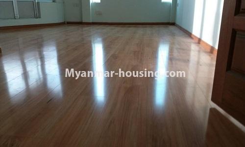 ミャンマー不動産 - 売り物件 - No.3389 - Pent house with the panoramic view for sale in Yankin! - anothr view of living room