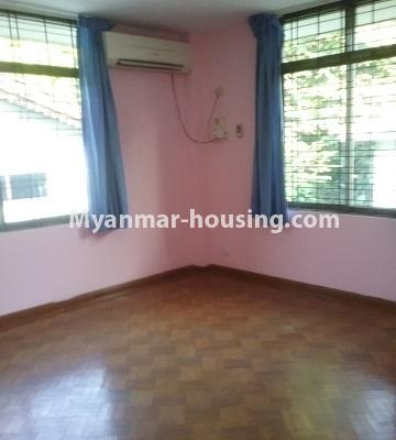 ミャンマー不動産 - 売り物件 - No.3407 - Landed house for sale in quiet location, Kamaryut! - bedroom 2 view