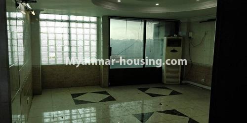 缅甸房地产 - 出售物件 - No.3408 - Myaynigone DNH Tower room for sale in Sanchaung! - anothe interior view of left side