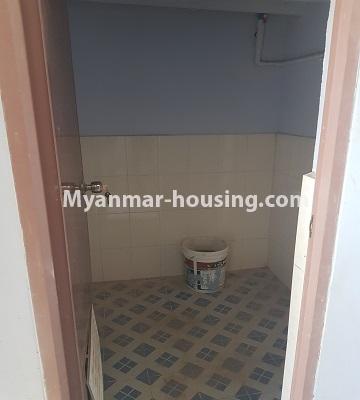 ミャンマー不動産 - 売り物件 - No.3410 - Newly built condominium room for sale in Tauggyi! - common bathroom view