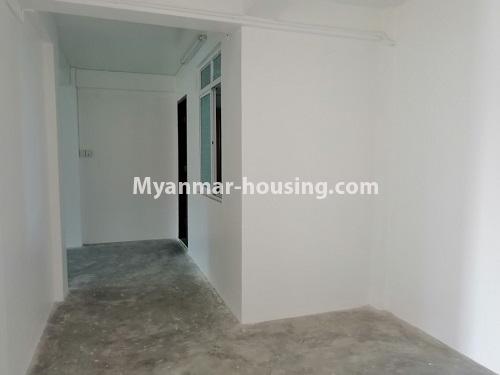 缅甸房地产 - 出售物件 - No.3416 - Mini condominium room for sale in Lanmadaw! - another view of inside view