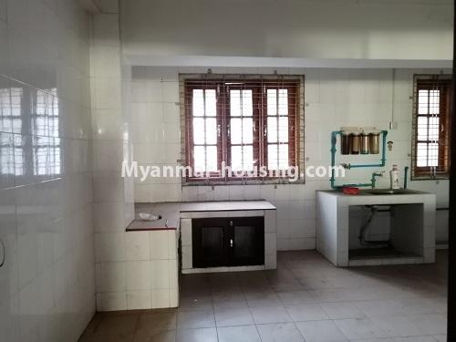 ミャンマー不動産 - 売り物件 - No.3417 - Fourth floor apartment for sale in Lanmadaw! - another view of kitchen